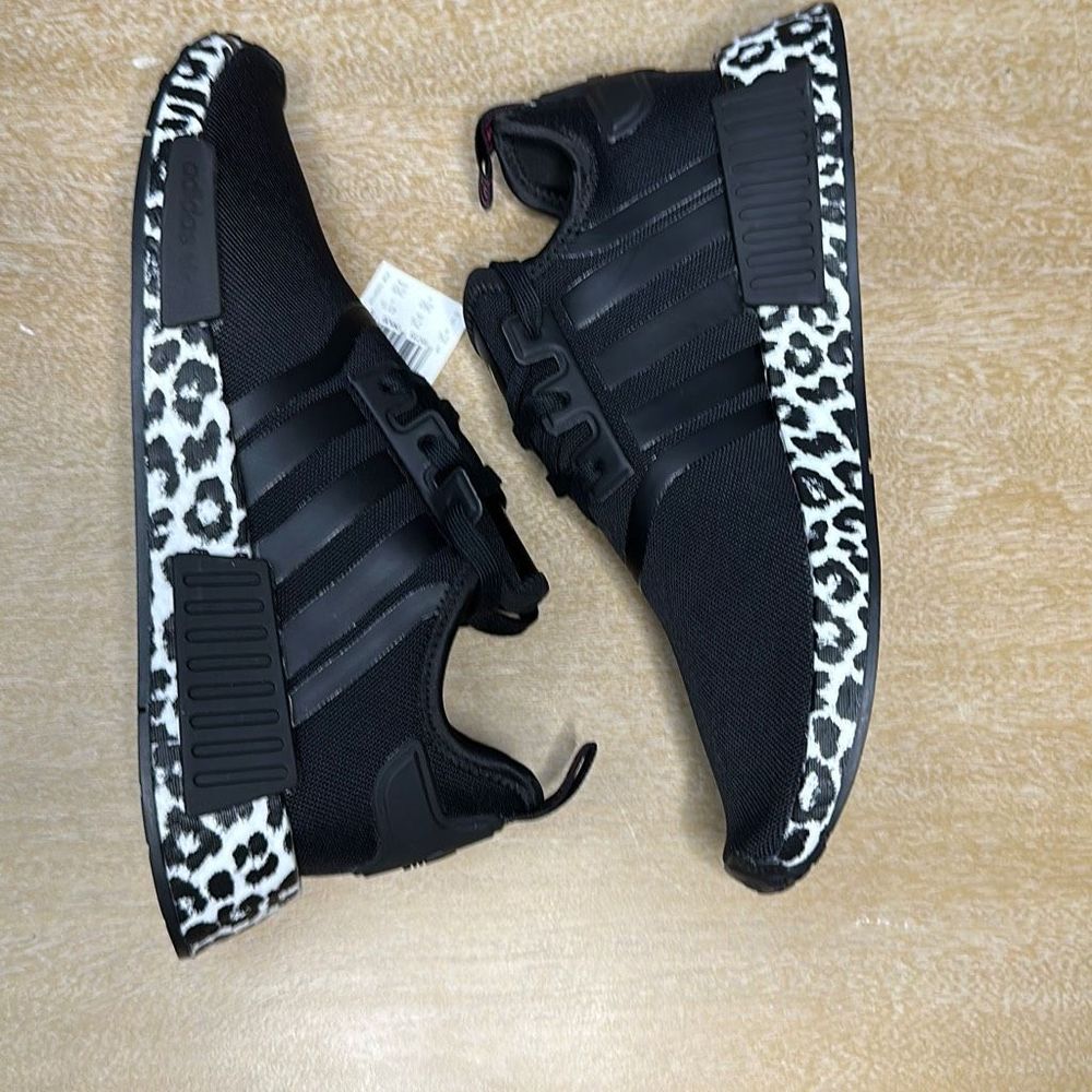 Adidas NMD R1 Leopard - Picture 7 of 12